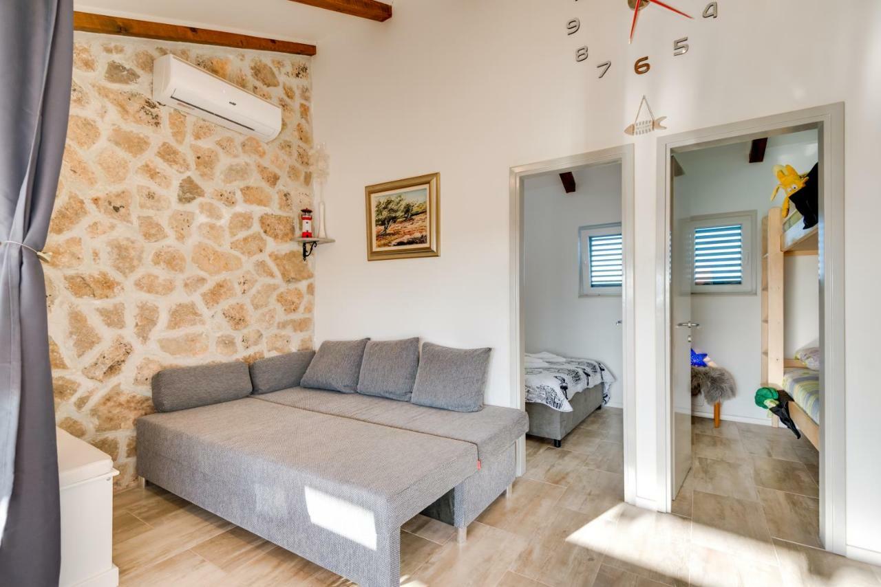 Holiday Home Juli With Jacuzzi Sibenik Exterior photo